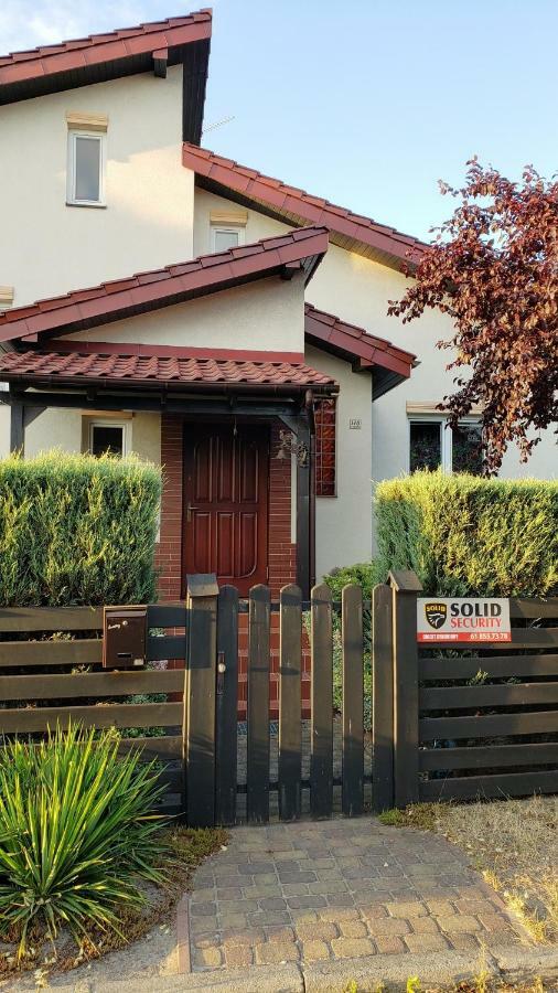 Villa W Korniku - Blisko Poznania Kornik